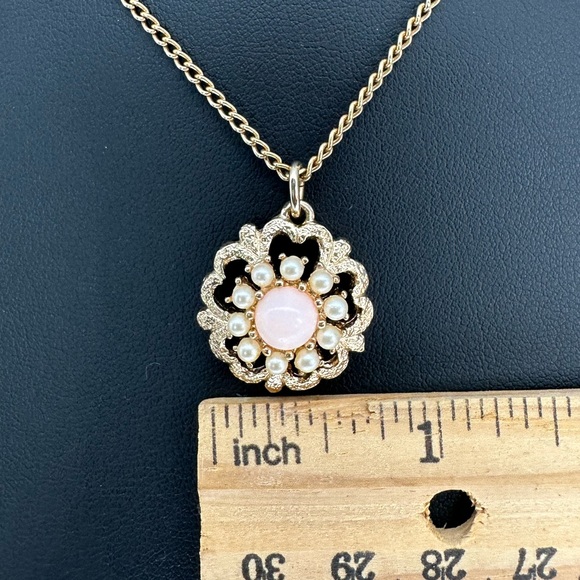 VINTAGE SIGNED SARAH COVENTRY SWEET FLOWER PENDANT NECKLACE - Picture 6 of 10